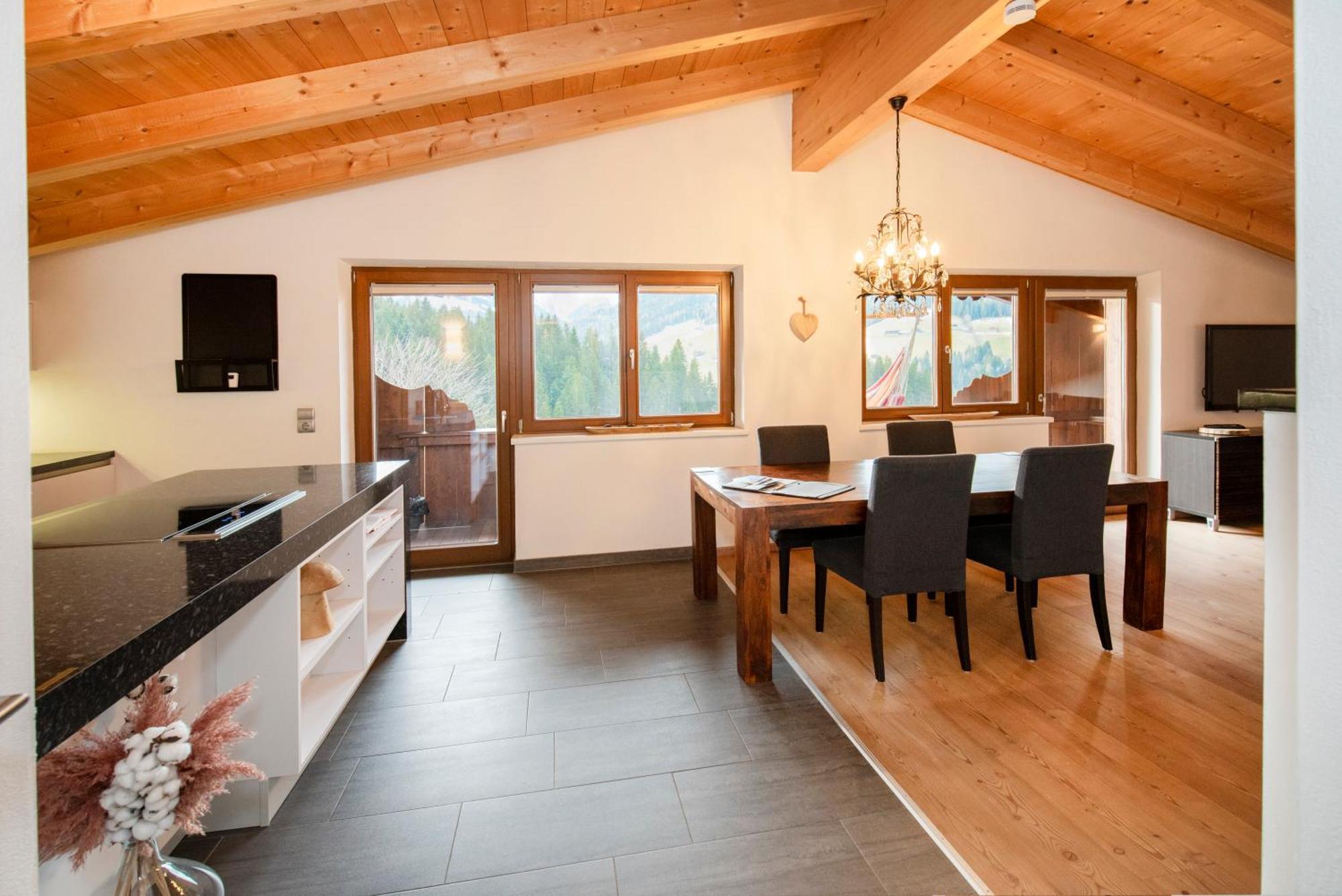 Natural Deluxe Apartments Алпбах Екстериор снимка