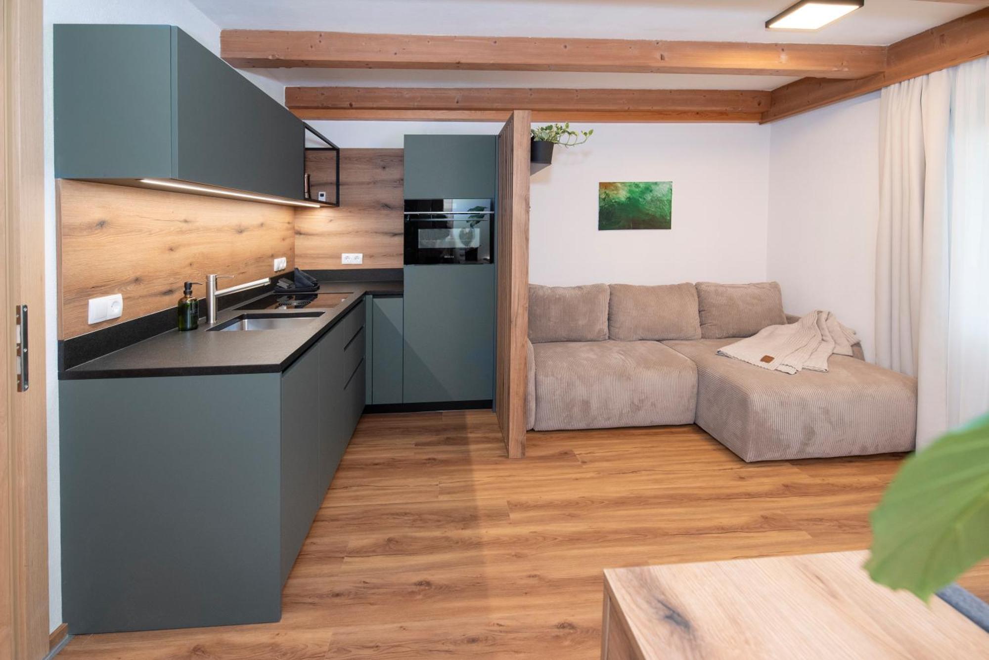 Natural Deluxe Apartments Алпбах Екстериор снимка