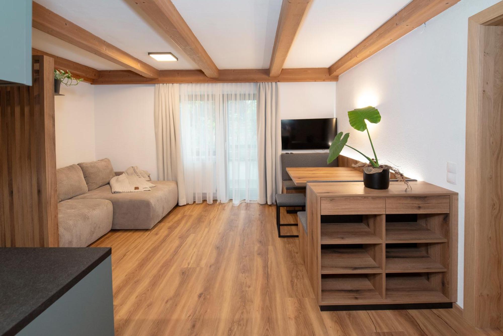 Natural Deluxe Apartments Алпбах Екстериор снимка