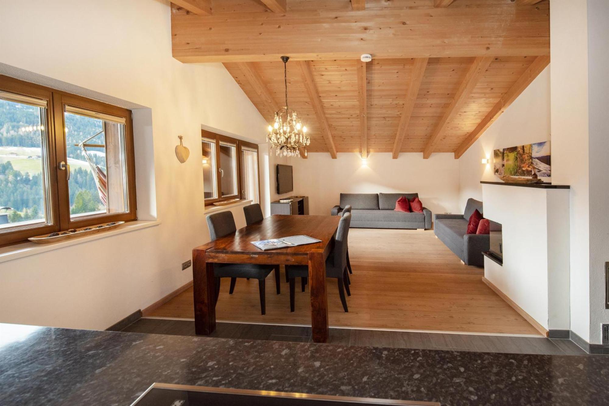 Natural Deluxe Apartments Алпбах Екстериор снимка